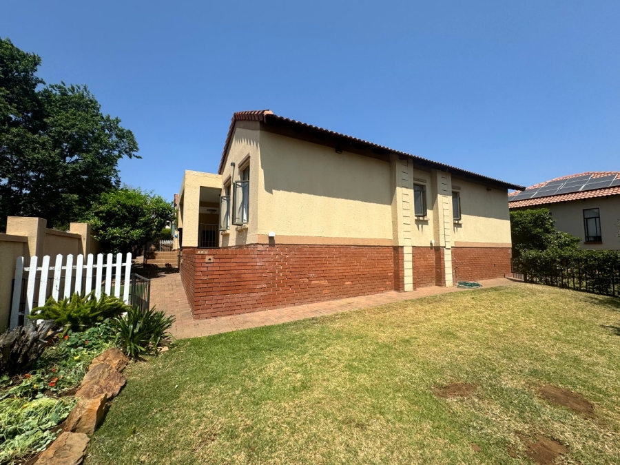 To Let 3 Bedroom Property for Rent in Xanadu North West